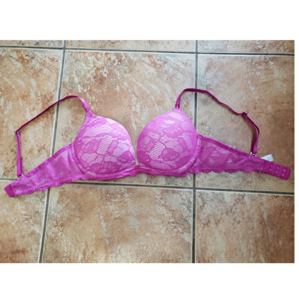 Victoria secret biofit push up bra 34C
